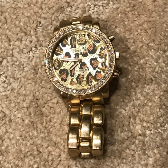 Accessories - ♥️Leopard Face Watch♥️